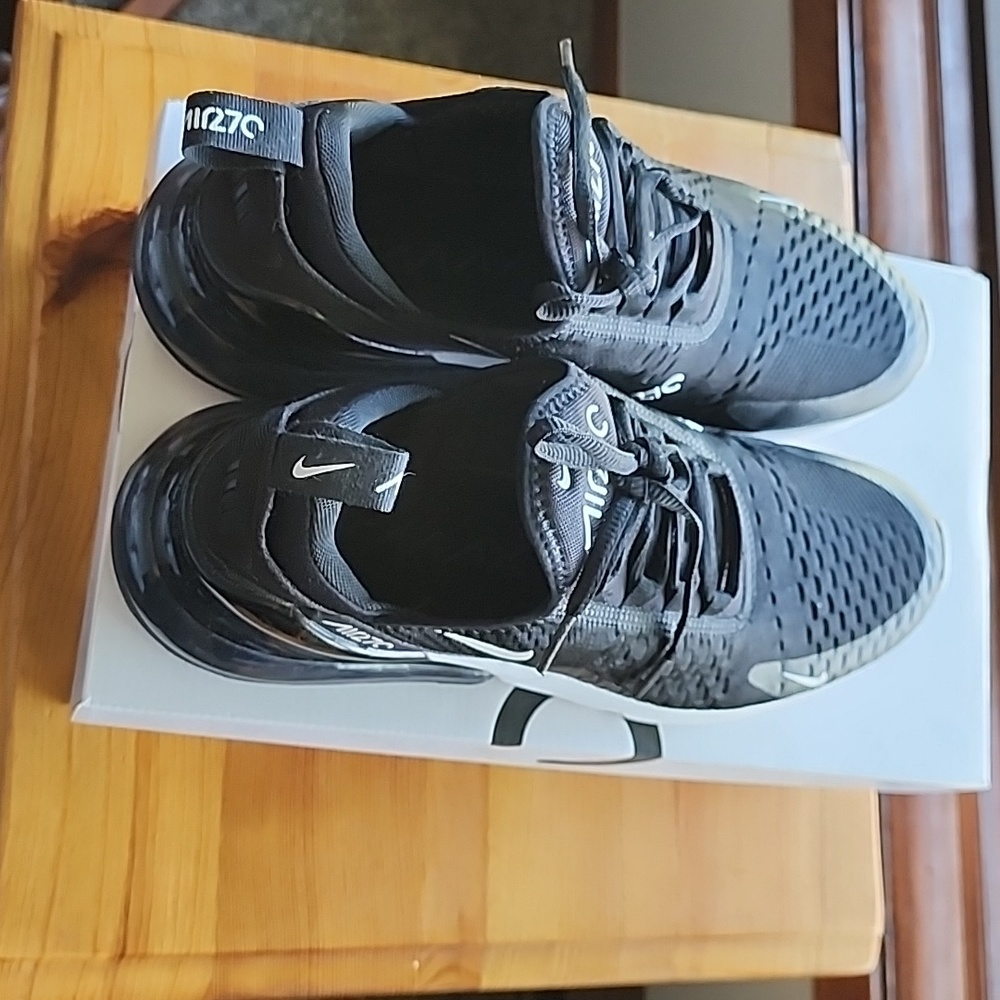 Air max 270 - 8.5 black/anth